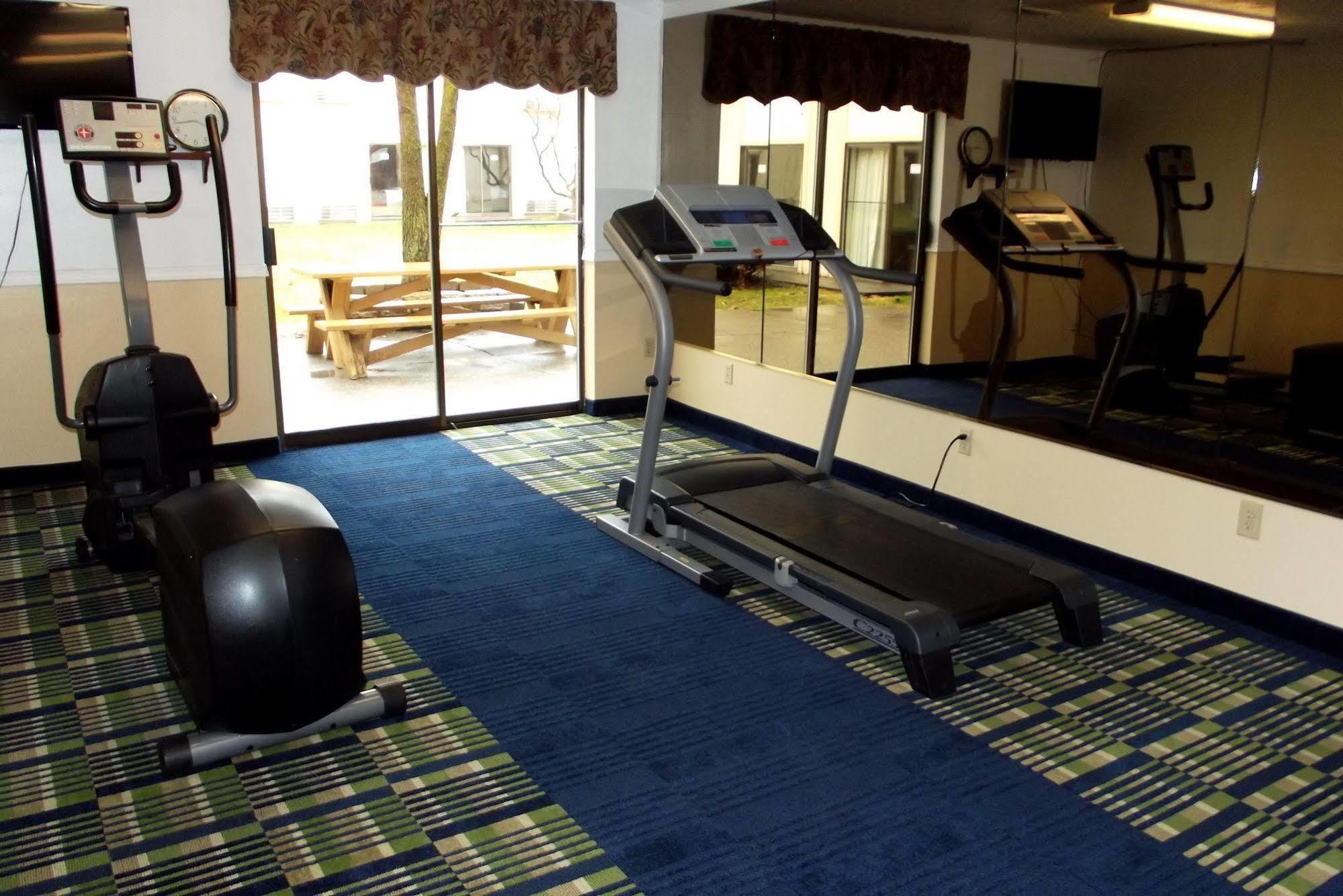 Oyo North Hotel